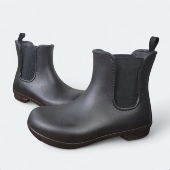 CROCS Shoes - CROCS Black Rain Boots Pull on Chelsea Boot Waterproof Size Women's 4